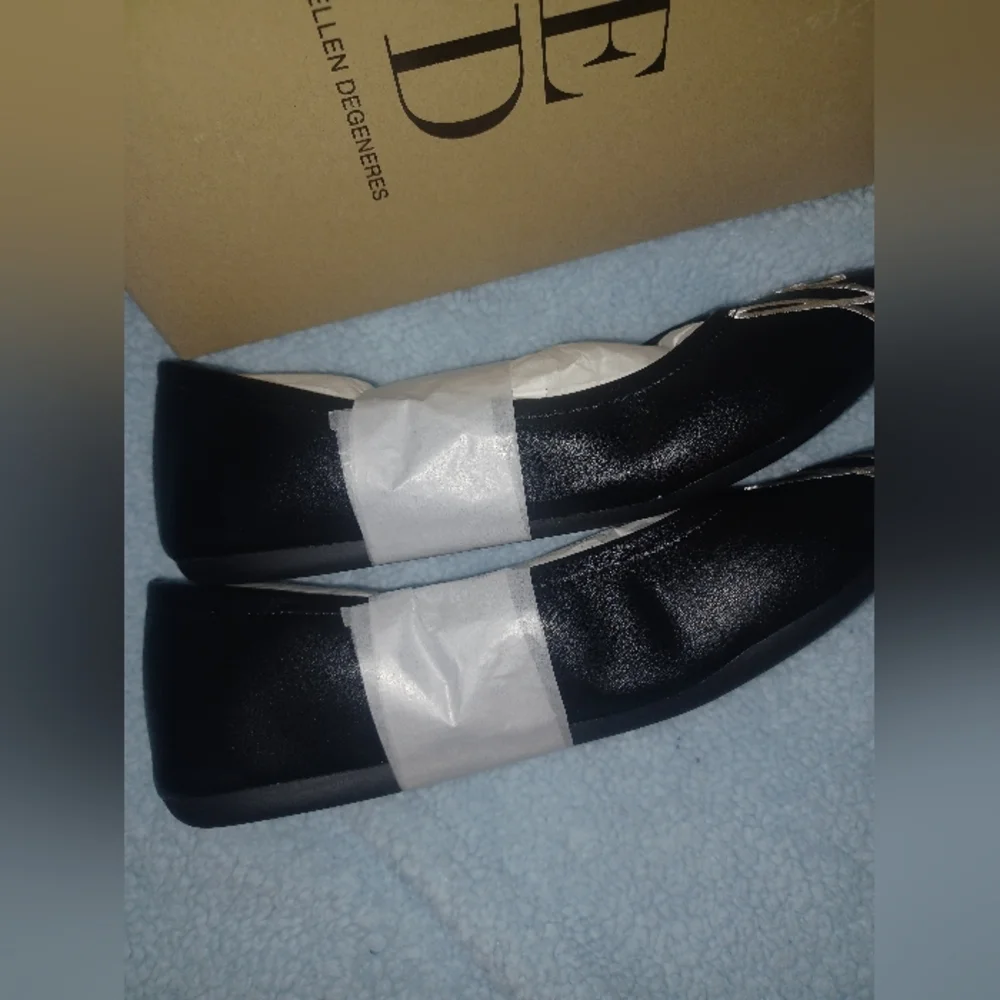 Kids ballet flats